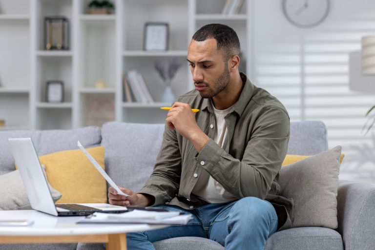 How Long Do Negative Items Stay on Your Credit Report?
