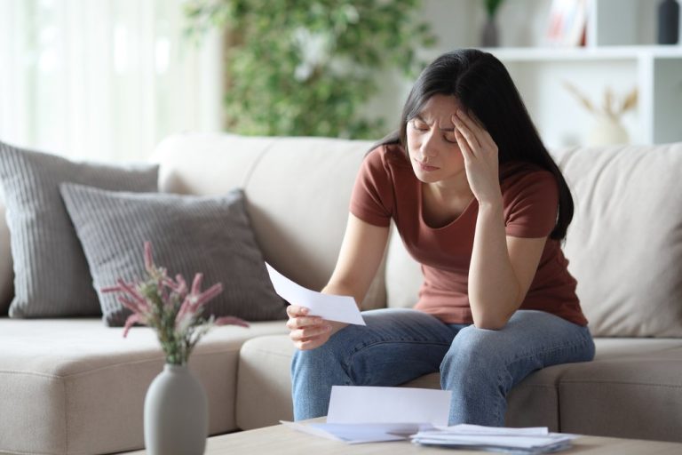 How to Handle a Collection Account on Your Credit Report